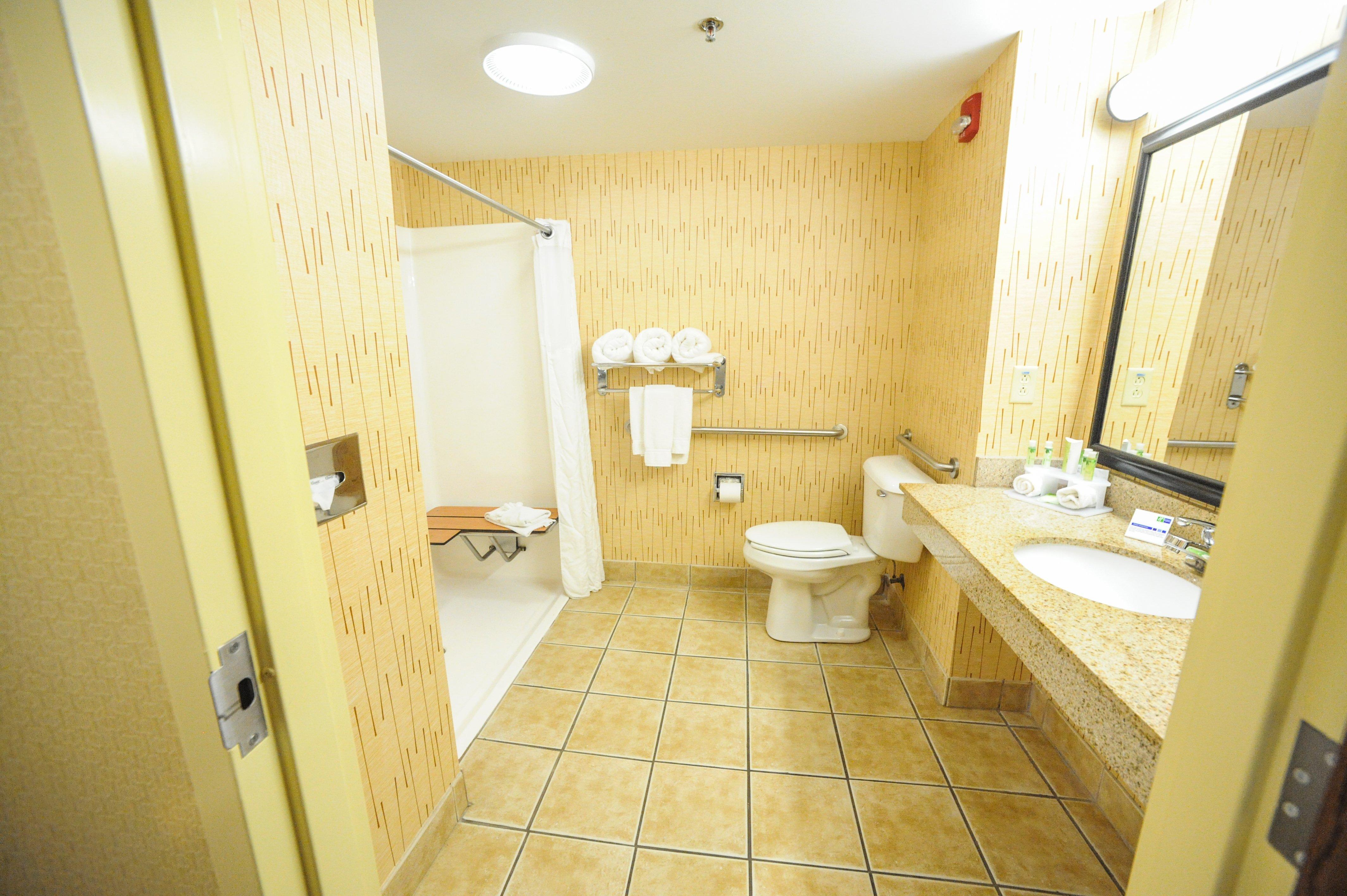 Holiday Inn Express Hotel & Suites Bowling Green By Ihg Екстериор снимка