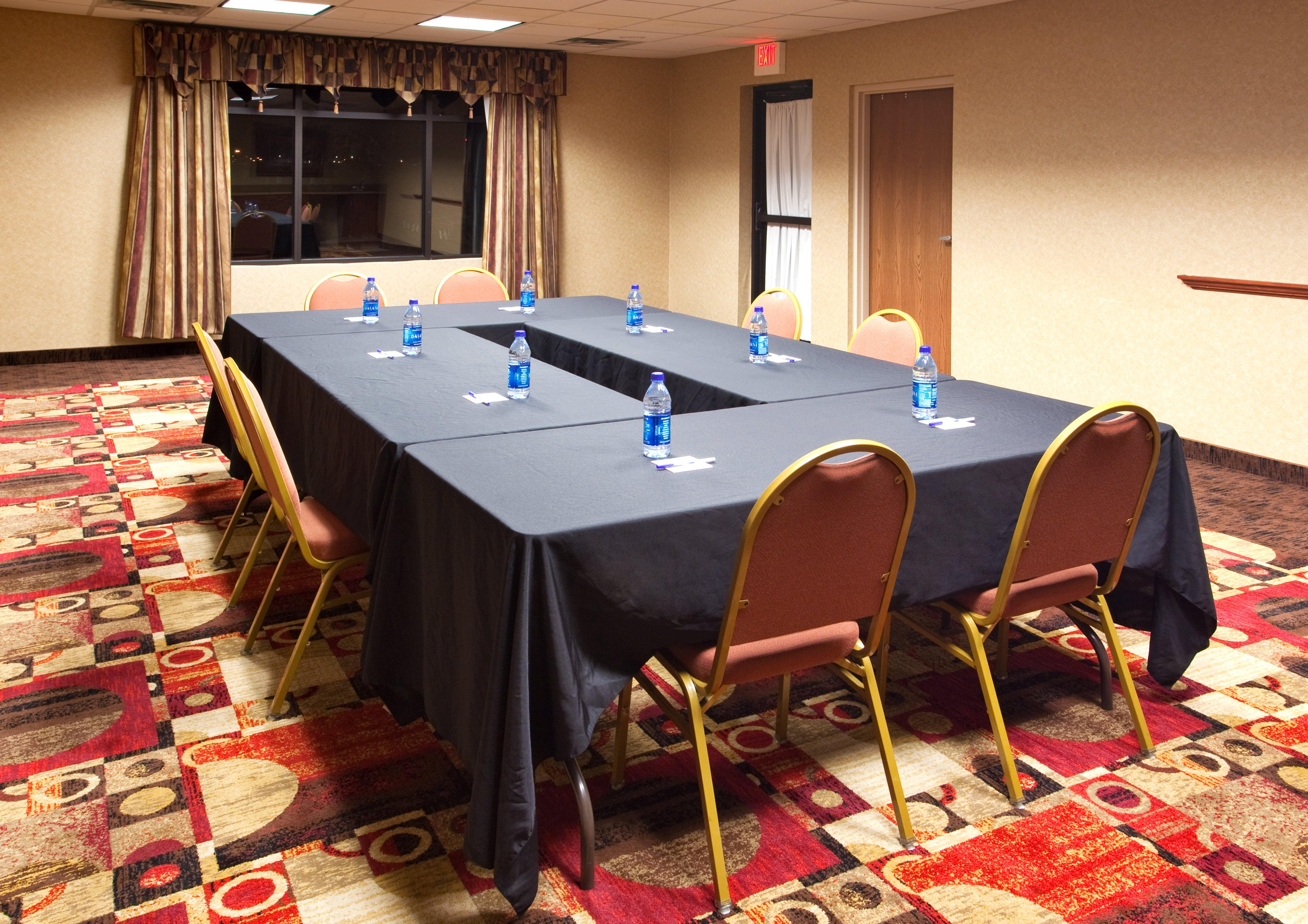 Holiday Inn Express Hotel & Suites Bowling Green By Ihg Екстериор снимка