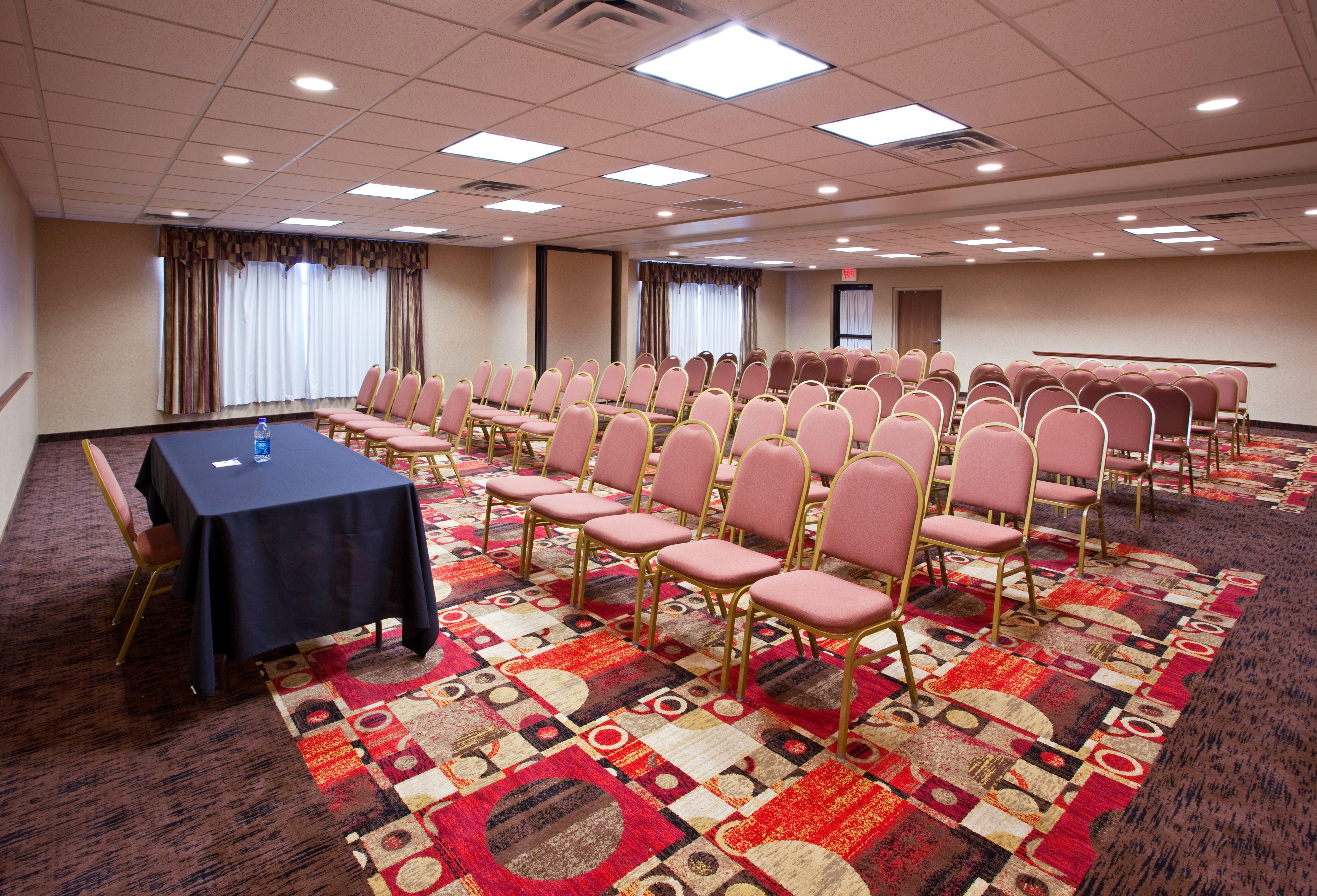 Holiday Inn Express Hotel & Suites Bowling Green By Ihg Екстериор снимка