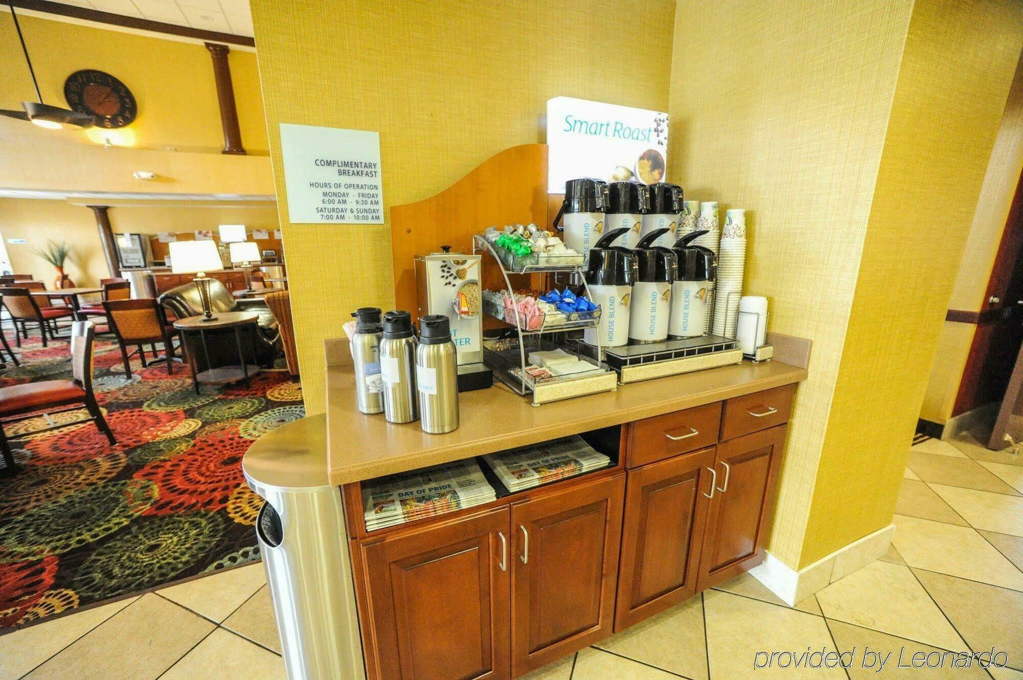 Holiday Inn Express Hotel & Suites Bowling Green By Ihg Екстериор снимка